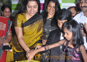 Green Trends Hair And Style Salons Launch photo 41