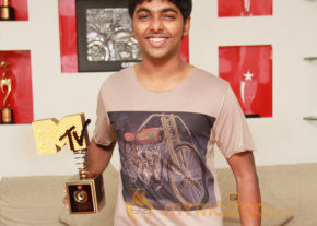 GV Prakash Kumar got MTV Award Photos  photo 5