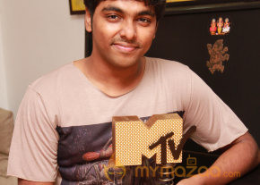 GV Prakash Kumar got MTV Award Photos  photo 2