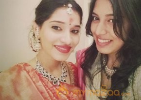 Hero Vikram's daughter Akshita engagement photo 6