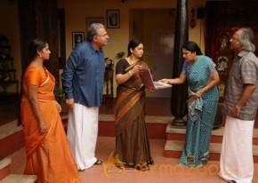 Iruvar Ullam Movie Latest Photos photo 18
