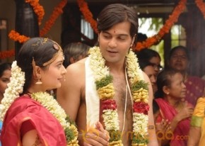 Iruvar Ullam Movie Latest Photos photo 16