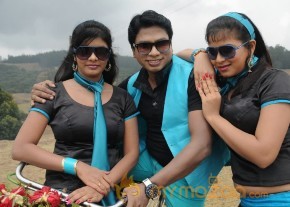 Iyakkunar Movie Stills photo 4