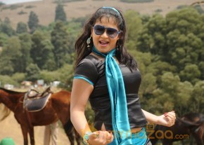Iyakkunar Movie Stills