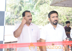 Jamesh Kottakkal Photography Studio Photos photo 24