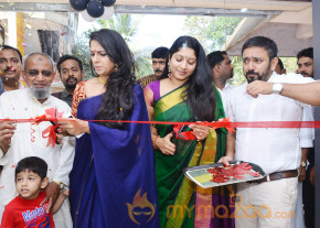 Jamesh Kottakkal Photography Studio Photos photo 9
