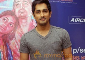 Jigarthanda Audio Launch Stills photo 40