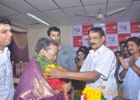 Kaatrinile Varum Geetham Mega Thodar Launch photo 40
