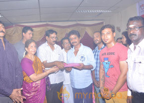 Kaatrinile Varum Geetham Mega Thodar Launch photo 34