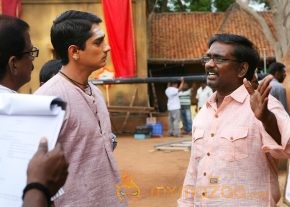 Kaaviyaththalaivan Movie Stills photo 3