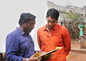 Kaaviyaththalaivan Movie Stills photo 6
