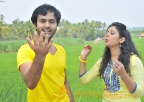 Kadhal Paithiyam Movie Stills photo 36