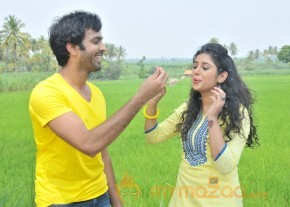 Kadhal Paithiyam Movie Stills photo 26