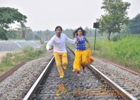 Kadhal Paithiyam Movie Stills photo 31