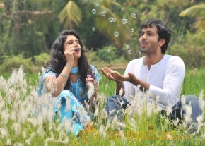 Kadhal Paithiyam Movie Stills