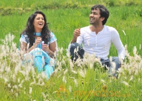 Kadhal Paithiyam Movie Stills photo 12