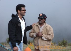 Kalavadiya Pozhudhugal Tamil Movie Stills photo 3