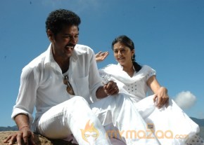 Kalavadiya Pozhudhugal Tamil Movie Stills photo 12