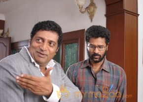 Kalavadiya Pozhudhugal Tamil Movie Stills photo 21