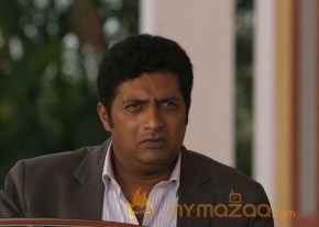 Kalavadiya Pozhudhugal Tamil Movie Stills photo 27