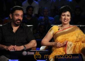Kamal & Gouthami In Neengalum Vellalam Oru Kodi Show Gallery  photo 8