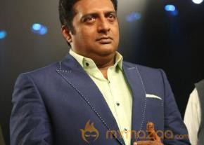 Kamal & Gouthami In Neengalum Vellalam Oru Kodi Show Gallery  photo 10