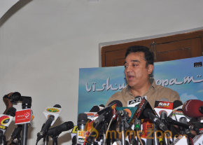 Kamal Hassan Press Meet on Viswaroopam Postponement photo 50