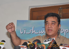 Kamal Hassan Press Meet on Viswaroopam Postponement photo 38