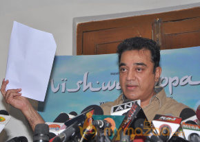 Kamal Hassan Press Meet on Viswaroopam Postponement photo 45