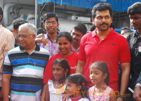 Karthi Flags Off O2 Car Rally For The Blind Event  photo 7