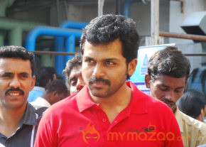 Karthi Flags Off O2 Car Rally For The Blind Event  photo 16