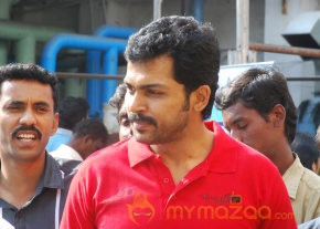 Karthi Flags Off O2 Car Rally For The Blind Event  photo 3