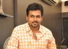 Karthi Tamil Actor Interview Photos photo 30