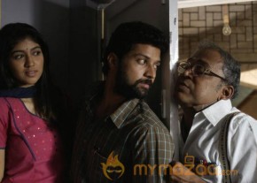 Kathai Thiraikathai Vasanam Iyakkam Movie Stills photo 8