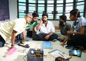 Kathai Thiraikathai Vasanam Iyakkam Movie Stills photo 17