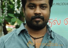Kathal Paithiyam Movie Launch Stills photo 47