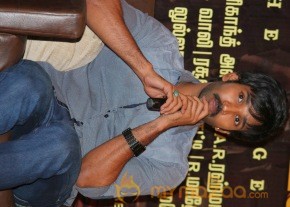 Kochadaiiyaan Press Meet Photos photo 12