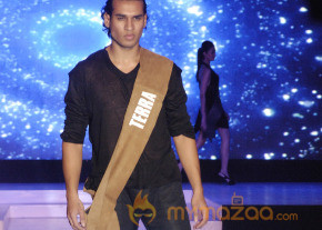 Leather Fashion Show 2013 photo 55