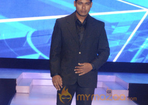 Leather Fashion Show 2013 photo 50