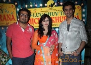 Luv Shuv Tey Chicken Khurana Movie Promotion Stills photo 19
