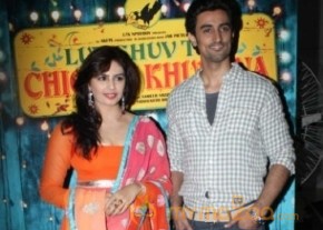 Luv Shuv Tey Chicken Khurana Movie Promotion Stills photo 12