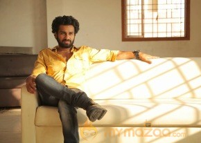 Madhu Maadhu Soodhu Movie Photos photo 20