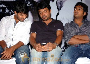 Madrasapattinam Press Meets photo 4