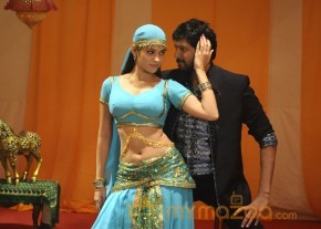 Mai Maranthen Movie Latest Stills photo 22