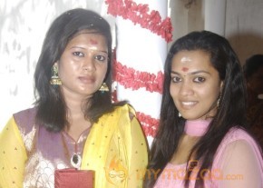 Malainattan Movie Launch Stills photo 29
