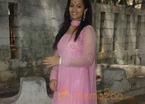 Malainattan Movie Launch Stills photo 22