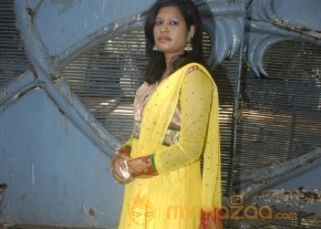 Malainattan Movie Launch Stills photo 34