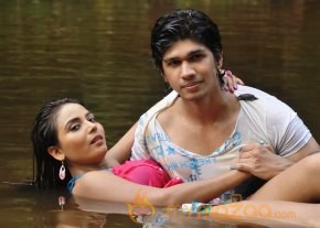 Marumugam Movie hot Stills photo 7