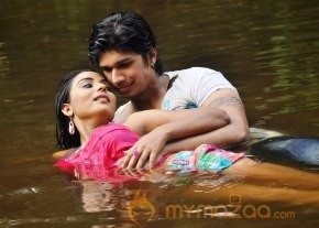 Marumugam Movie hot Stills photo 36