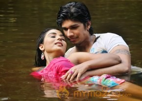 Marumugam Movie hot Stills photo 34